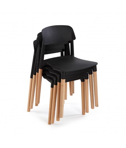 Quatre chaises de cuisine noires, modèle hêtre