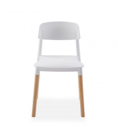 Quatre chaises de cuisine blanches, modèle hêtre