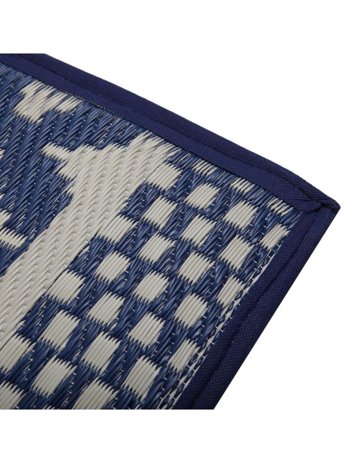 PICNIC MODEL RUG WITH BLUE RHOMBUS