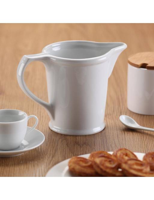 LAITIÈRE EN PORCELAINE COULEUR BLANCHE 500ML LAITIÈRE EN PORCELAINE COULEUR BLANCHE 500ML