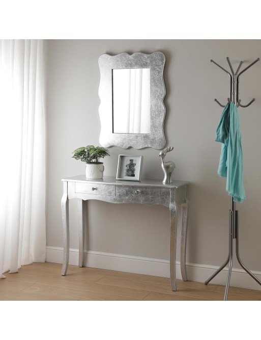 SILVER MIRROR. MODEL FREE