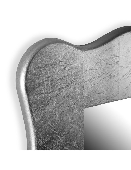 SILVER MIRROR. MODEL FREE