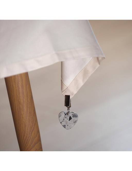 SET OF 4 WEIGHTS WITH A TABLECLOTH MODEL FOUR HEARTS SET OF 4 WEIGHTS WITH A TABLECLOTH MODEL FOUR HEARTS