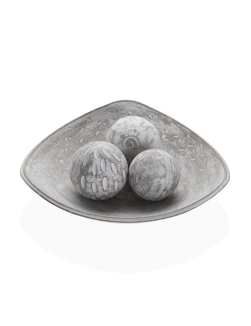 CENTRO DE MESA BLANCO CON TRES BOLAS DECORATIVAS CENTRO DE MESA BLANCO CON TRES BOLAS DECORATIVAS