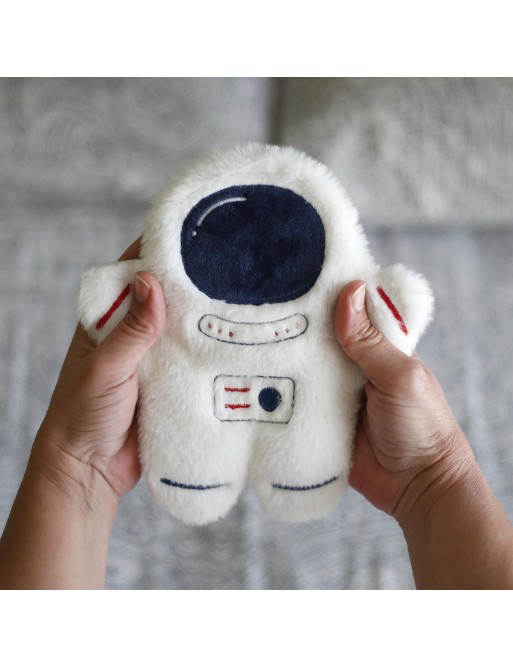 THERMAL PILLOW MODEL ASTRONAUT FIGURE