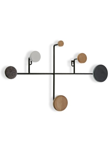 WANDGARDEROBE MIT 6 HAKEN MODELLPUNKTEN