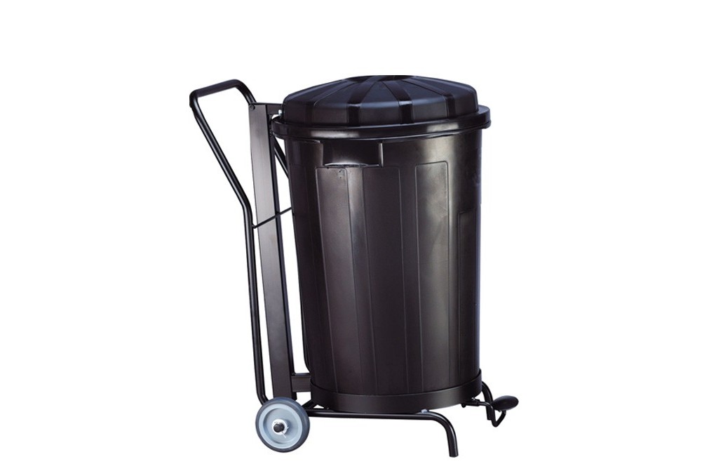 Container with lid. 95 liters