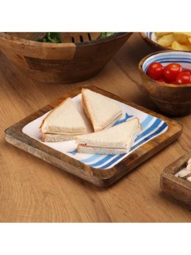 QUADRATISCHER HOLZBRUNNEN MIT GLASIERTER BESCHICHTUNG MODELL MAREA