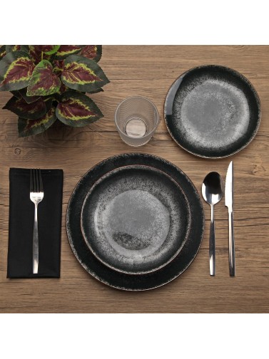 18-PIECE IVORY MODEL DINNERWARE SET