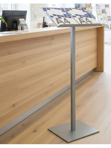 Free-standing display stand, model A3H