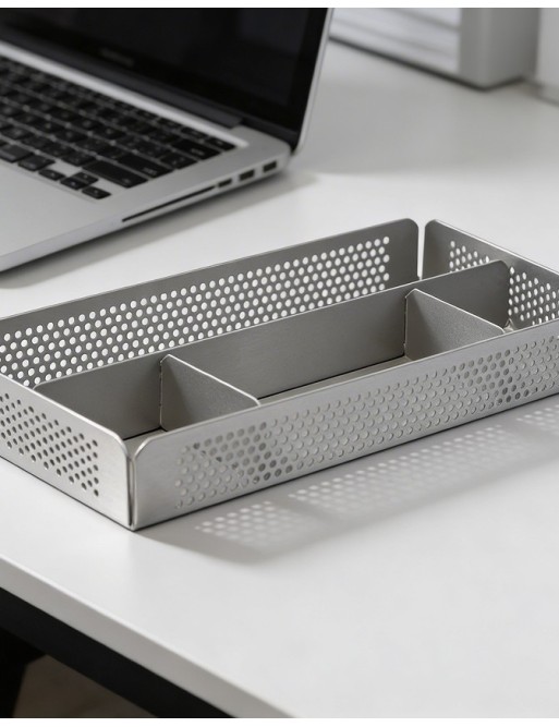 Compartmented tray / Case. Silver color