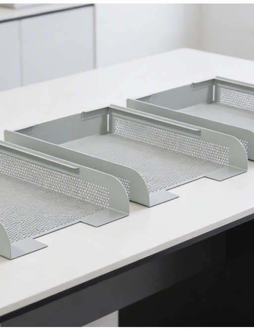 Stackable document tray. Silver color (one unit)