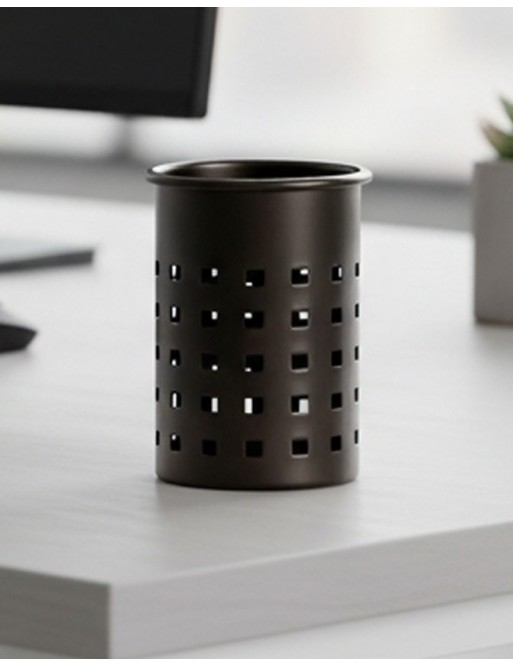 Black metallic pencil holder or pen holder (11 x 7,5 cm). Square Model