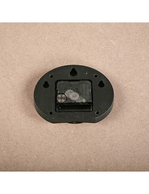 Wooden and metal wall clock with a diameter of 60 cm, model “Grand Hotel“