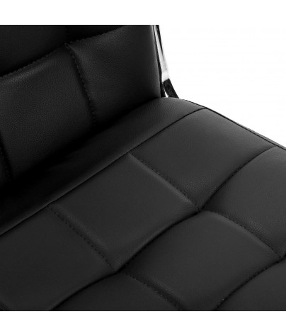 Silla de oficina regulable en altura en color negro, modelo "ECO"