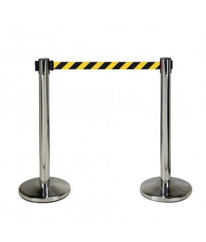 Dos postes separadores en acero inoxidable con cinta negra y amarilla de 2 metros